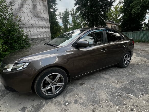 2013 Kia Cerato 6-speed II, бежевый, 680000 рублей - вид 1