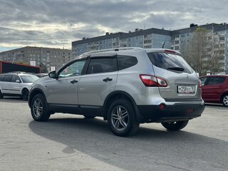 2010 Nissan Qashqai+2 I Рестайлинг, серебристый, 979000 рублей, вид 5