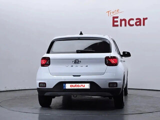 2022 Hyundai Venue I, белый, 1700000 рублей, вид 4