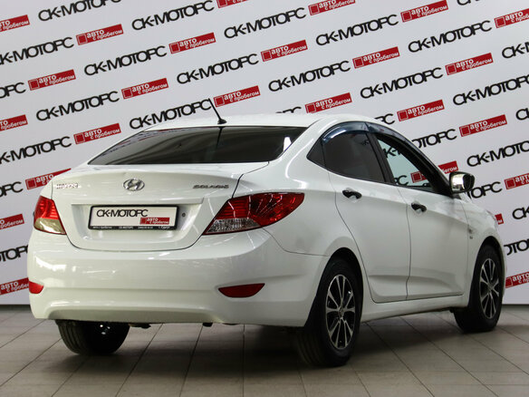 2013 Hyundai Solaris I, белый - вид 3
