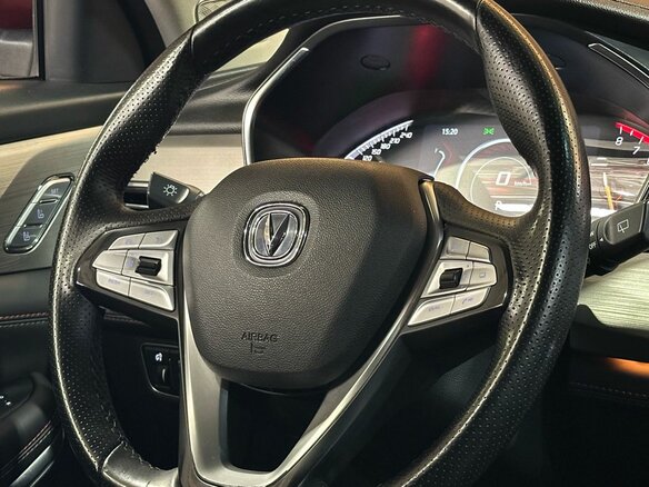 2020 Changan CS75 I Рестайлинг, красный, 1625000 рублей - вид 9
