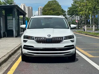 2023 Skoda Karoq I, белый, 2400444 рублей, вид 2