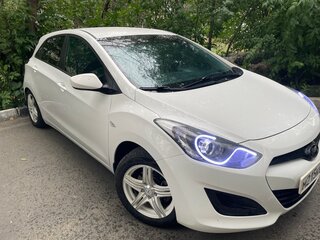 2014 Hyundai i30 II, белый, 900000 рублей, вид 3