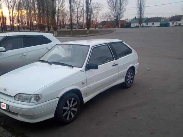 2010 Lada (ВАЗ) 2113, белый, 170000 рублей