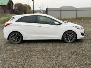 2012 Hyundai i30 II, белый, 710000 рублей, вид 3