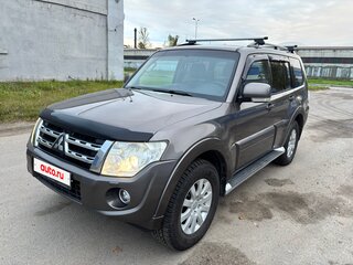 2013 Mitsubishi Pajero IV Рестайлинг 1, коричневый, 1850000 рублей, вид 1