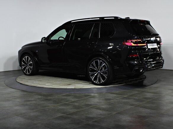 2024 BMW X7 40d I (G07) Рестайлинг, чёрный, 17900000 рублей - вид 6