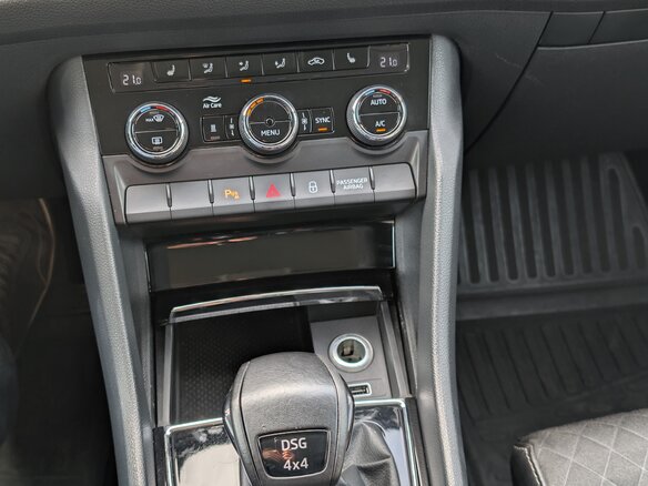 2019 Skoda Kodiaq I, белый, 2750000 рублей - вид 14