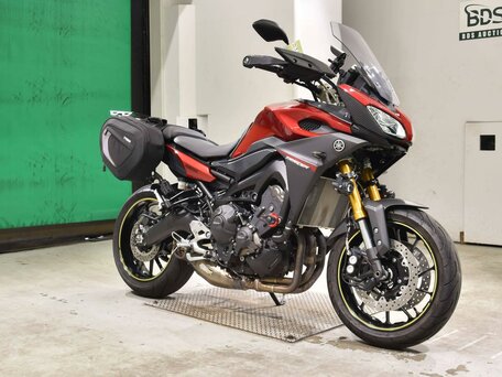 2016 Yamaha MT-09 Tracer (FJ-09), красный, 777000 рублей, вид 3