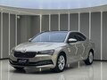 2022 Skoda Superb III Рестайлинг, коричневый, 1822000 рублей