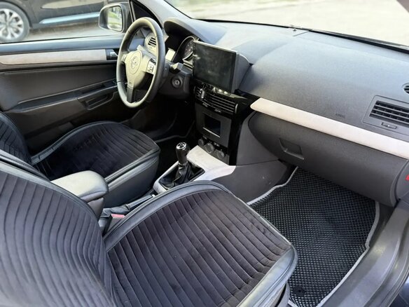 2010 Opel Astra H Рестайлинг, чёрный - вид 9