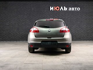 2012 Renault Megane III, бежевый, 570000 рублей, вид 5
