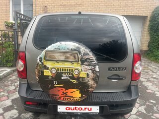 2016 Chevrolet Niva I Рестайлинг, серый, 590000 рублей, вид 3