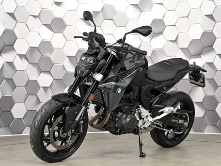 2023 BMW F 900 R, чёрный, 999000 рублей, вид 2
