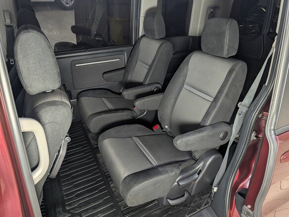 2018 Honda Stepwgn Spada V Рестайлинг, красный, 2599000 рублей - вид 20
