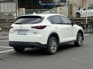 2024 Mazda CX-5 II Рестайлинг, белый, 2308000 рублей, вид 4