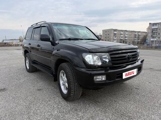 2003 Toyota Land Cruiser 100 Series Рестайлинг 1, чёрный, 1700000 рублей, вид 3