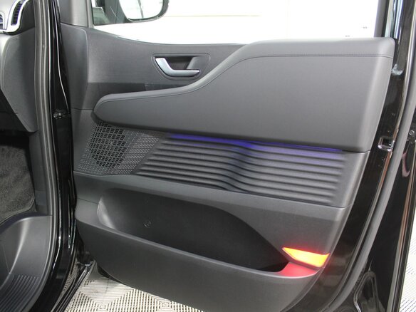 2025 Hyundai Staria I, чёрный, 9999000 рублей - вид 23