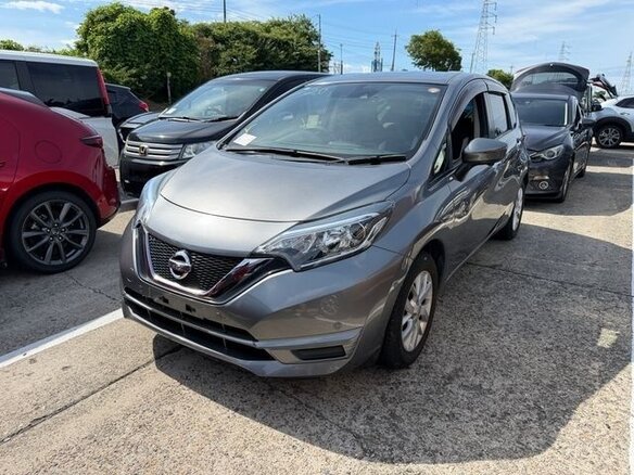 2017 Nissan Note II Рестайлинг, серый, 627008 рублей