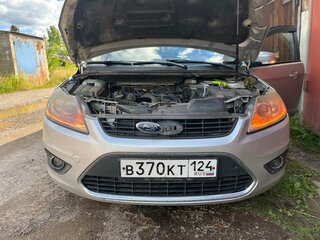 2009 Ford Focus II Рестайлинг, серебристый, 650000 рублей, вид 2