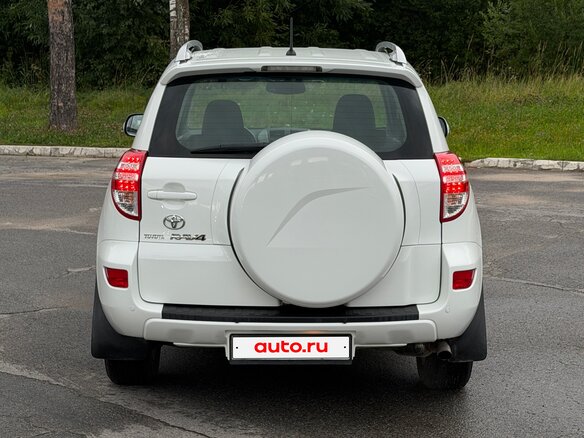 2011 Toyota RAV4 III (XA30) Рестайлинг, белый - вид 6