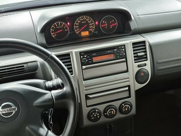 2006 Nissan X-Trail I Рестайлинг, серебристый - вид 17