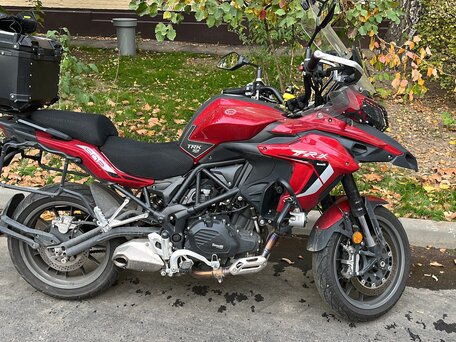 2022 Benelli TRK 502, пурпурный, 550000 рублей, вид 3