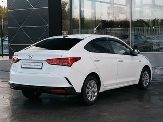 2021 Hyundai Solaris II Рестайлинг, белый, 1365000 рублей, вид 5