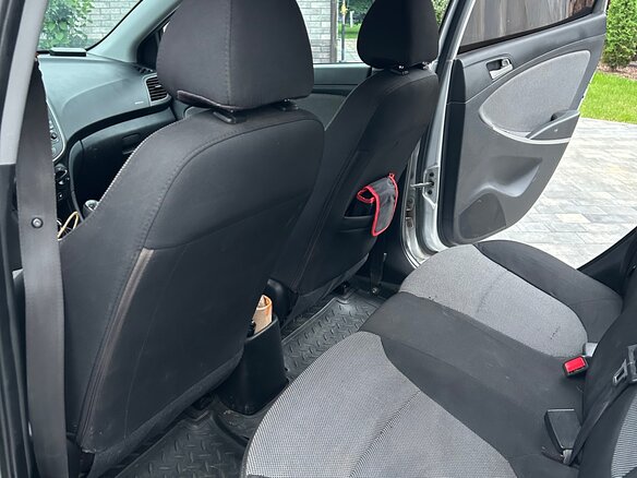 2013 Hyundai Solaris I, серебристый - вид 13