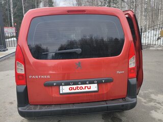 2010 Peugeot Partner II, красный, 250000 рублей, вид 4