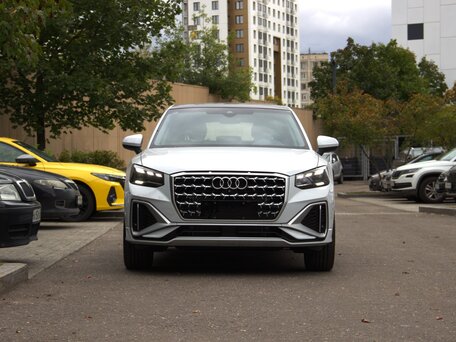 2026 Audi Q2 L 35 TFSI I Рестайлинг, белый, 3299000 рублей, вид 5