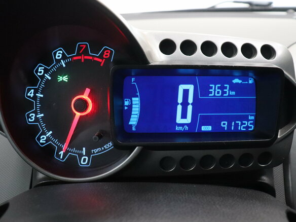 2014 Chevrolet Aveo II, серебристый - вид 10