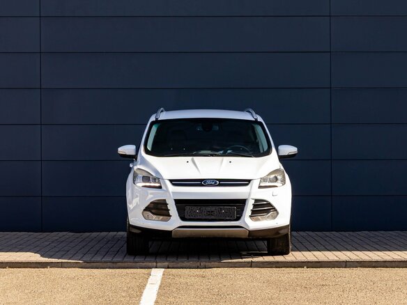 2016 Ford Kuga II, белый, 1195000 рублей - вид 1