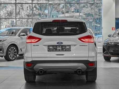 2015 Ford Kuga II, белый, 1149000 рублей, вид 5