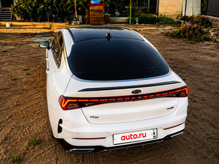 2021 Kia K5 III, белый, 3050000 рублей, вид 5