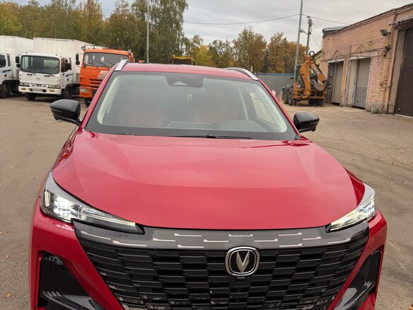 2024 Changan CS55 Plus II, красный, 1800000 рублей