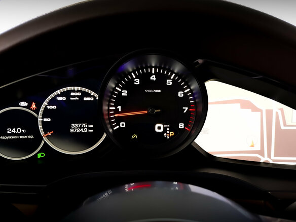 2020 Porsche Cayenne III, коричневый - вид 12