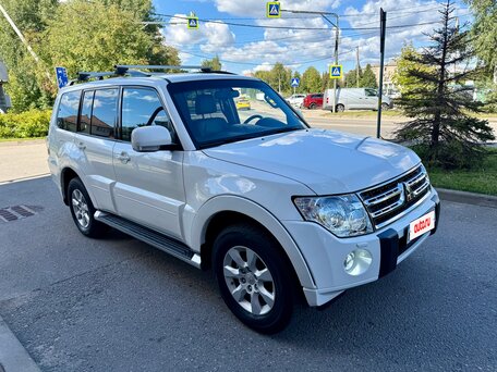 2010 Mitsubishi Pajero IV, белый, 1545000 рублей, вид 5