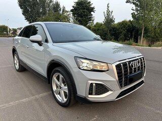 2023 Audi Q2 L 35 TFSI I Рестайлинг, серый, 1980100 рублей, вид 3