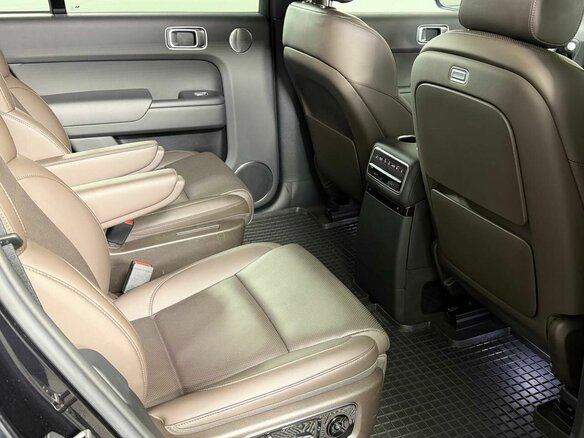 2024 Li Auto (Lixiang) L9 44.5 kWh I, чёрный, 6199000 рублей - вид 12