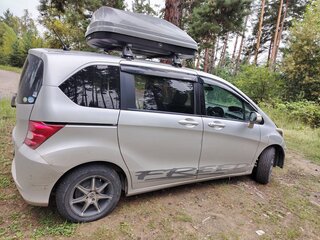 2010 Honda Freed Spike I Рестайлинг, серебристый, 1100000 рублей, вид 2