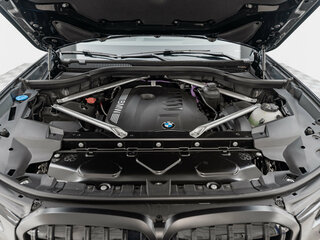 2026 BMW X7 40i I (G07) Рестайлинг, чёрный, 16790000 рублей, вид 4