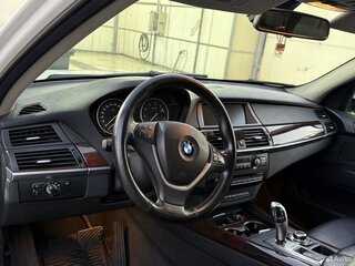 2010 BMW X5 30i II (E70), белый, 1650000 рублей, вид 4
