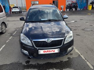2011 Skoda Roomster I Рестайлинг, чёрный, 370000 рублей, вид 1