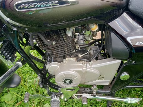 2025 Bajaj Avenger, чёрный, 210000 рублей, вид 2