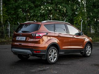 2017 Ford Kuga II Рестайлинг, оранжевый, 1390000 рублей, вид 2