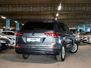 2021 Volkswagen Tiguan II Рестайлинг, серый, 2589000 рублей, вид 3