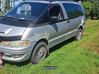 1998 Toyota Estima Emina I, серебристый, 300000 рублей, вид 1