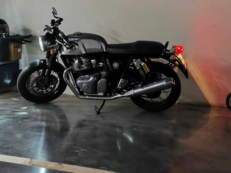 2024 Royal Enfield Continental GT, чёрный, 620000 рублей, вид 1