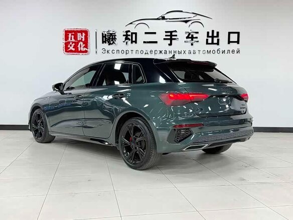 2023 Audi A3 Sportback 35 TFSI IV (8Y), зелёный, 1860000 рублей - вид 5